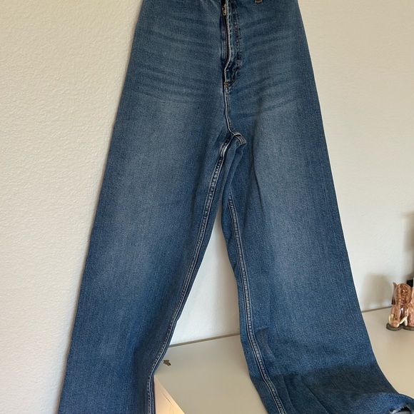 Zara SOLD - Picture 3 of 4